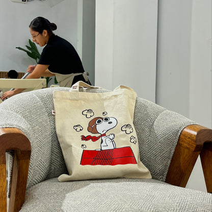 Flying Snoopy.