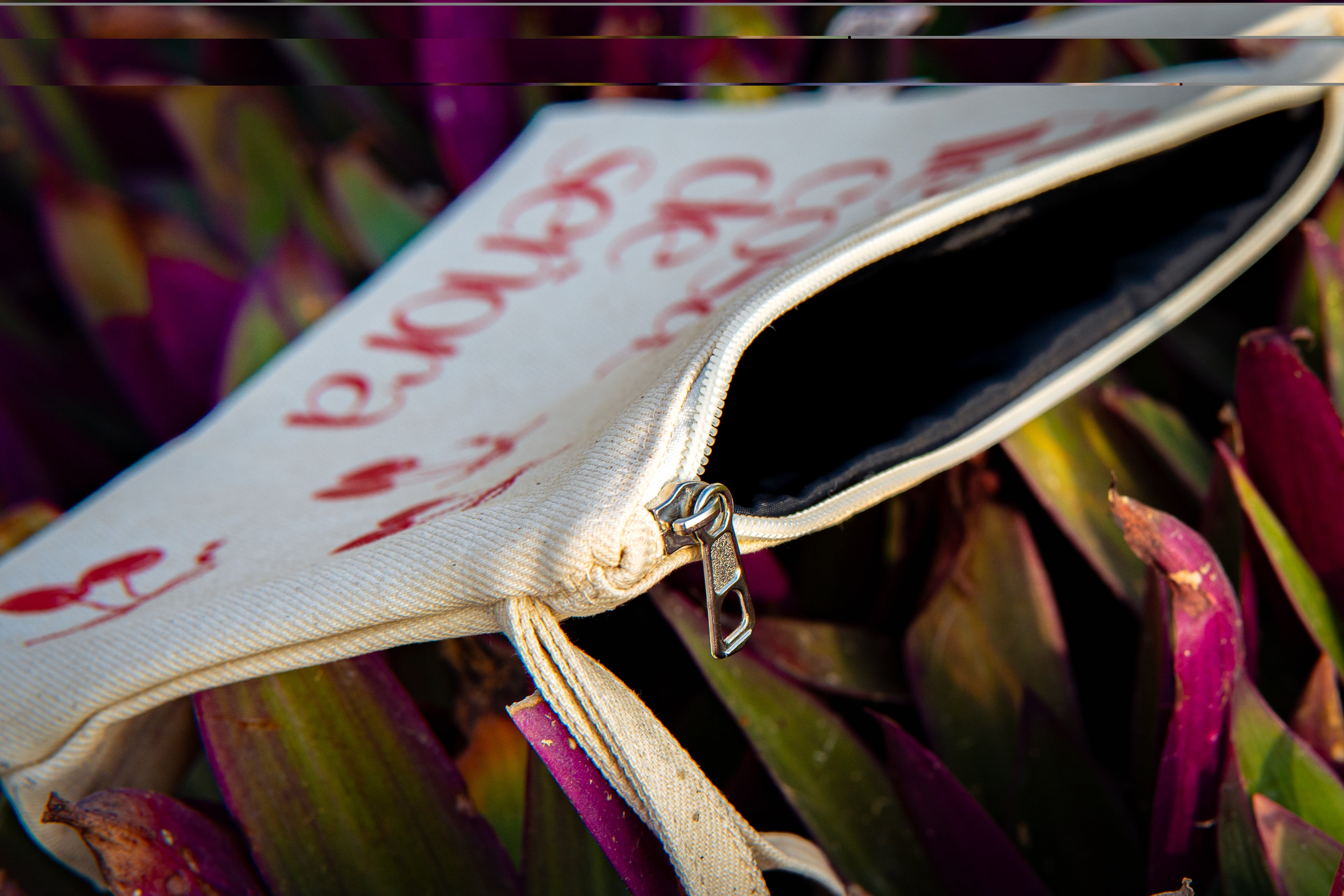 Aqui llevo cosas de señora